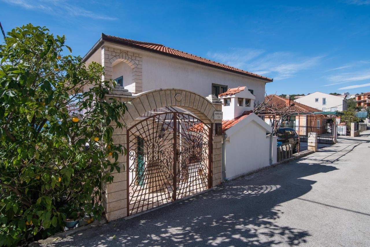 Apartman Josipa Trogir Exterior foto